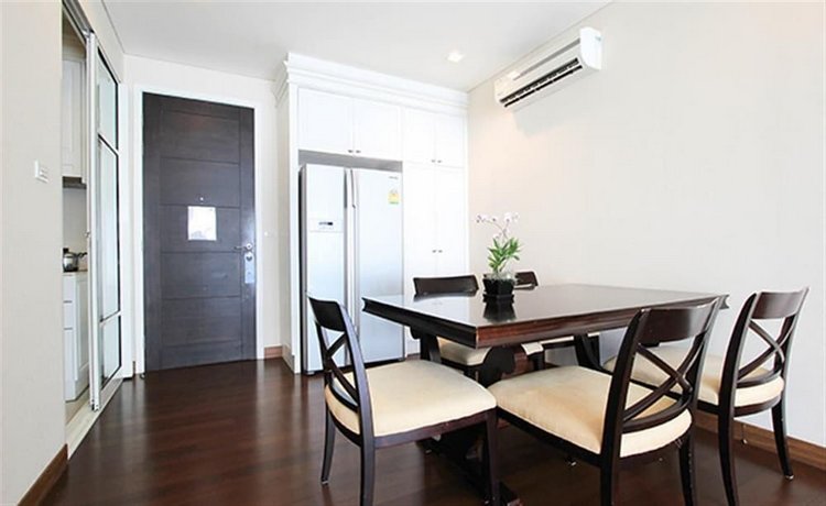 Ariva Ivy Servizio Thonglor