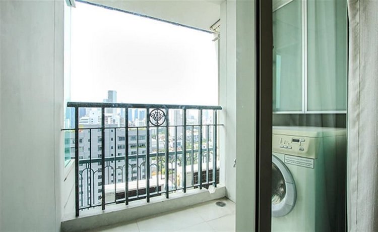 Ariva Ivy Servizio Thonglor