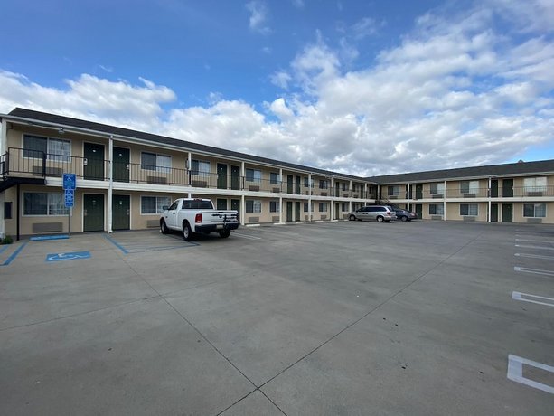 Colonial Motel Santa Maria