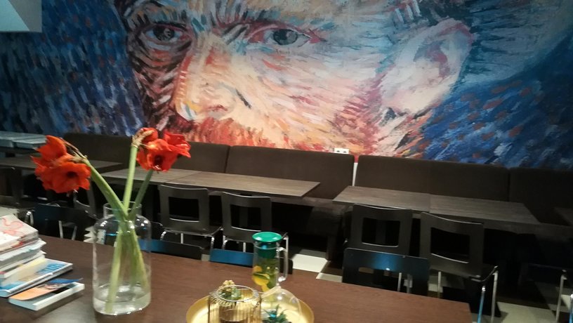 Bar_Restaurant
