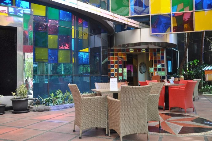 Favehotel Mex Surabaya