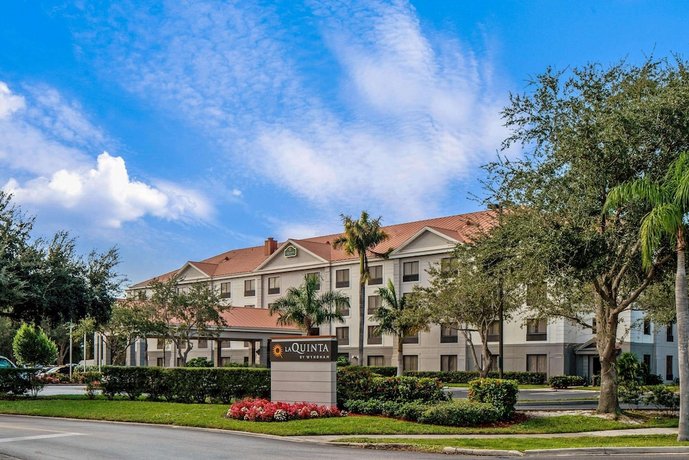 La Quinta Inn and Suites Bonita Springs Naples North