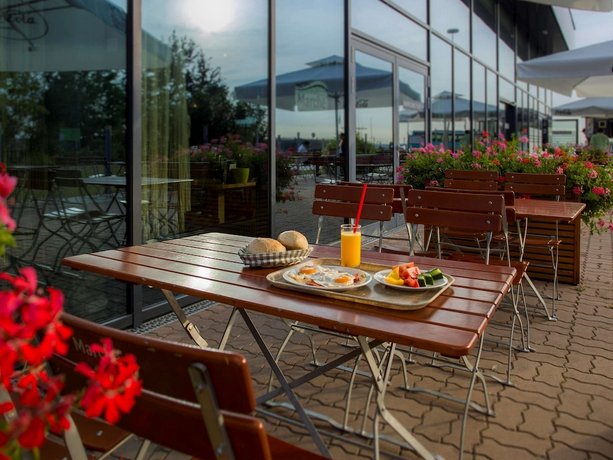 Ibis Vienna Airport