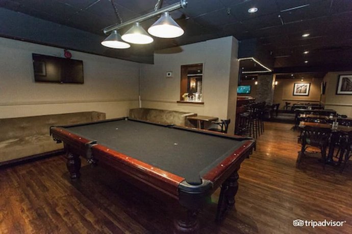 The Strathcona Hotel