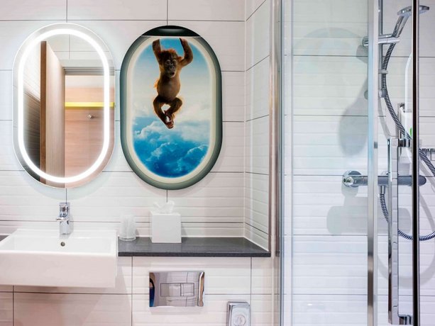 ibis Styles London Heathrow Airport
