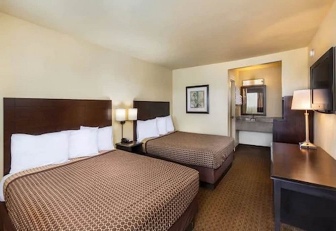 Key Inn & Suites