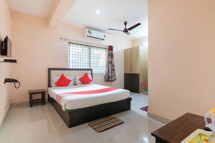 OYO 11419 Surya Residency