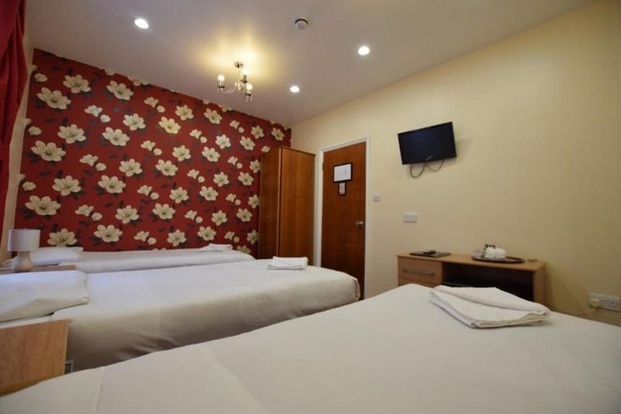 Cranbrook Hotel