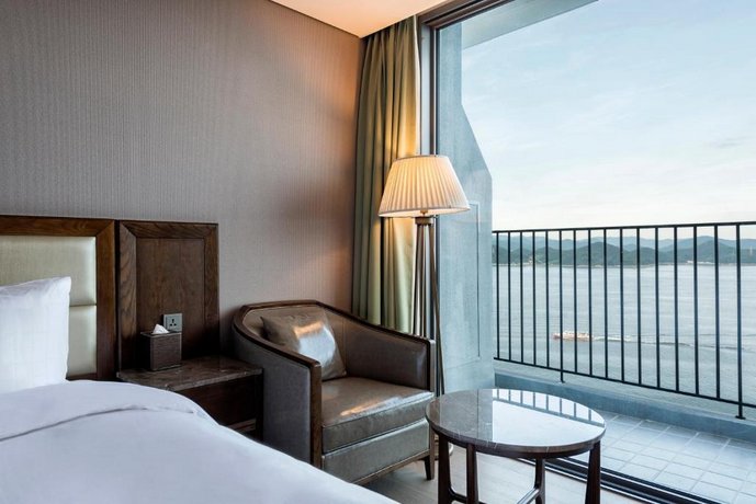 Stanford Hotel & Resort Tongyeong