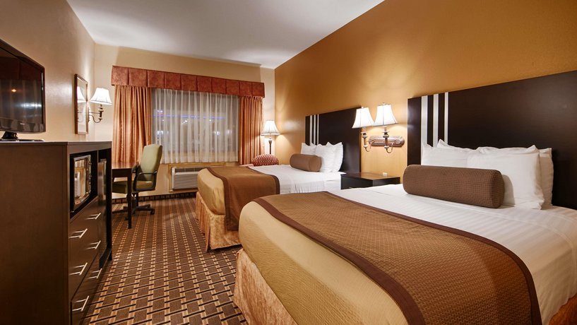 Best Western Plus Sam Houston Inn & Suites