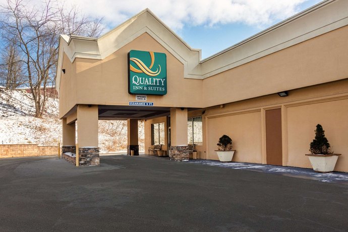 Quality Inn & Suites Indiana