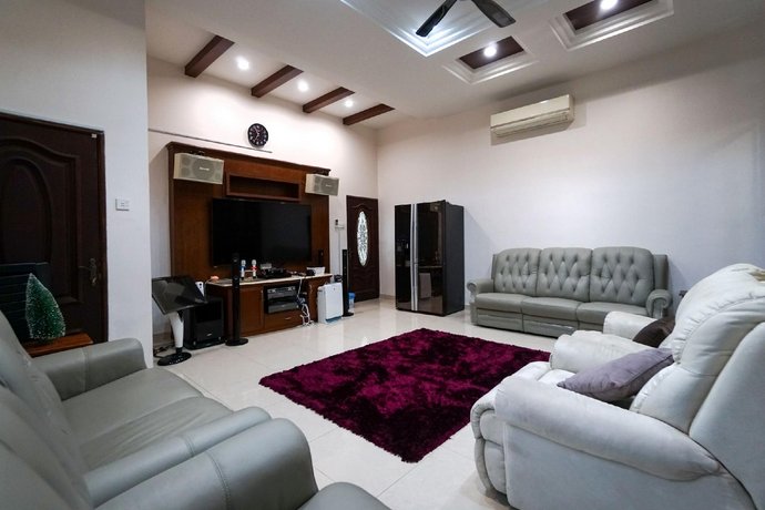 Ivc Villa 2 Luxury Bungalow With Private Pool Batu Ferringhi