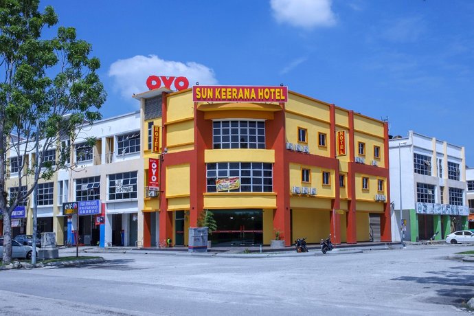 OYO 89387 Sun Keerana Hotel