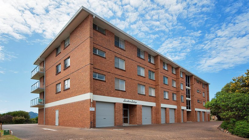 Luskin Lodge Unit 15/29 Weatherly Close