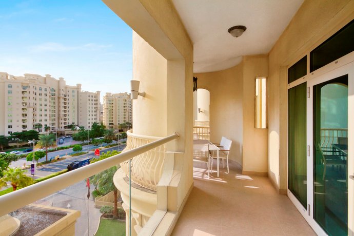 Bespoke Residences - 2 Bedroom Apartment with Beach Access 412