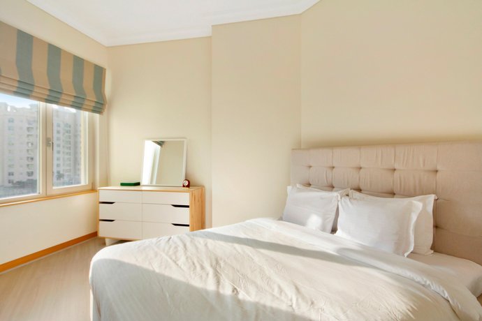Bespoke Residences - 2 Bedroom Apartment with Beach Access 412