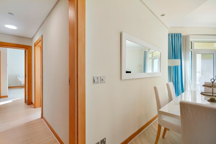 Bespoke Residences - 2 Bedroom Apartment with Beach Access 412