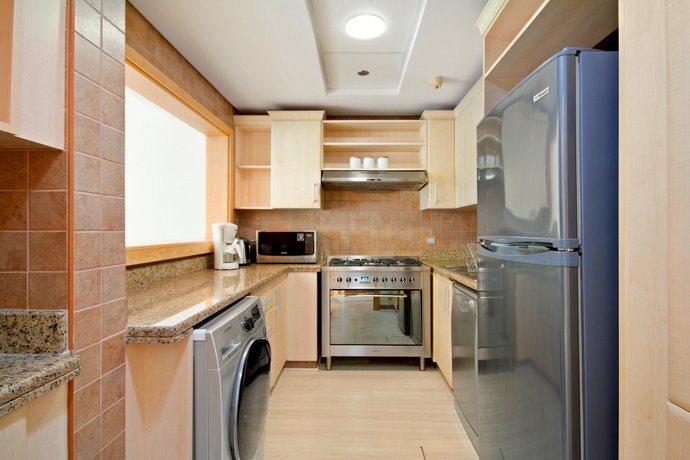 Bespoke Residences - 2 Bedroom Apartment with Beach Access 412
