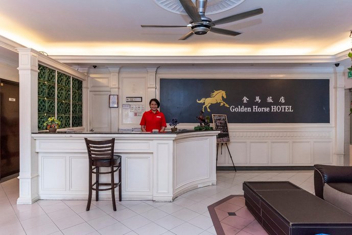 Oyo 44027 Golden Horse Hotel