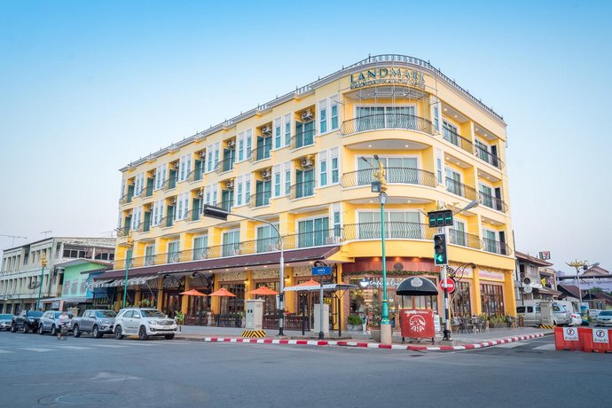 Landmark Nakhonphanom Hotel