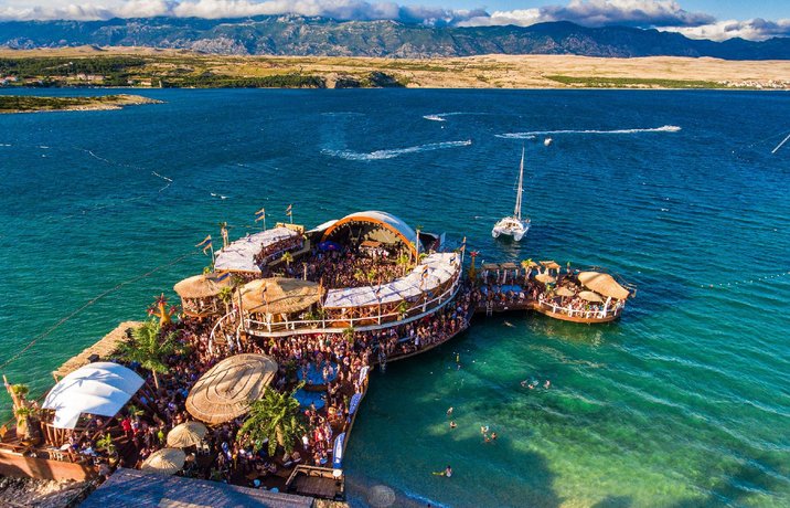 Noa Glamping Resort