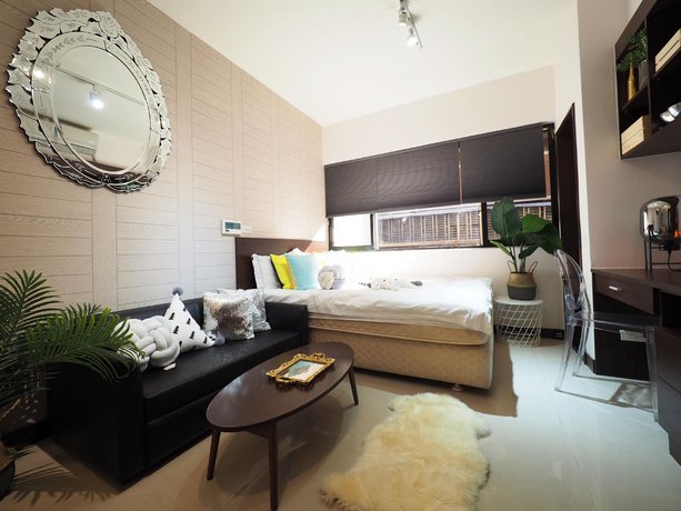 Downtown Center Designer Suite