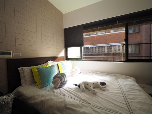 Downtown Center Designer Suite