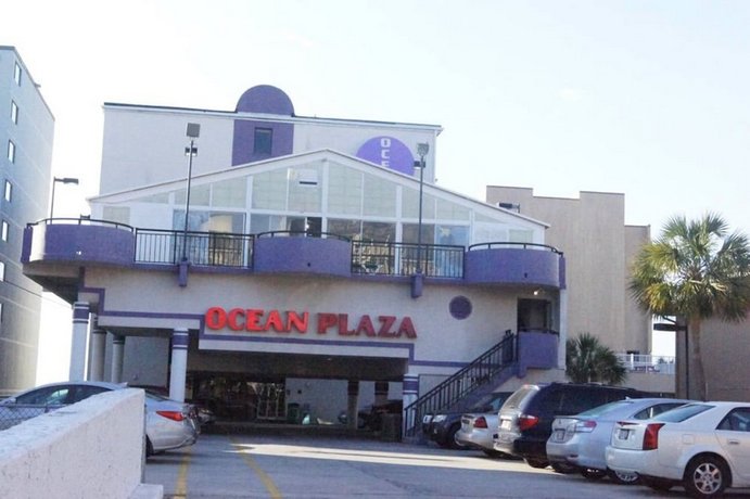 Ocean Plaza Motel