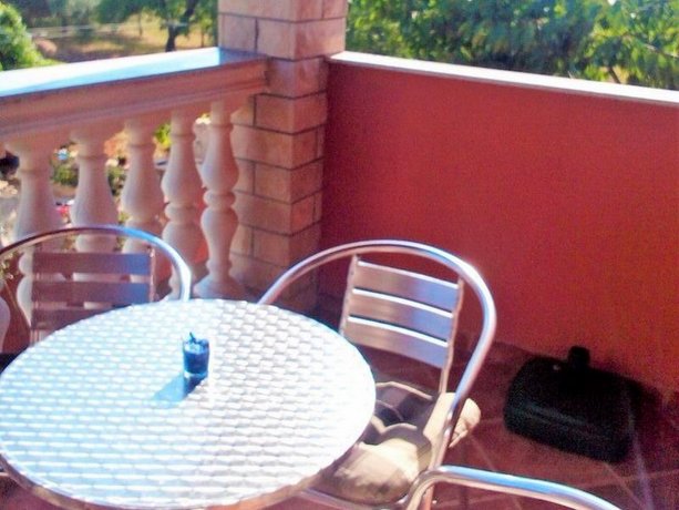 Apartments Anto 1296