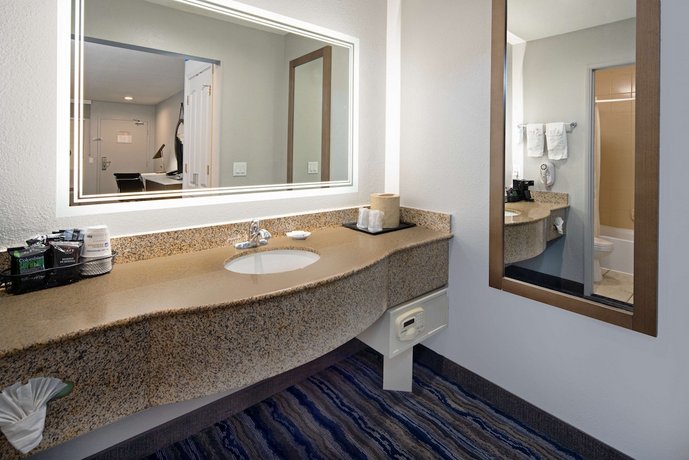 Best Western San Diego Miramar Hotel