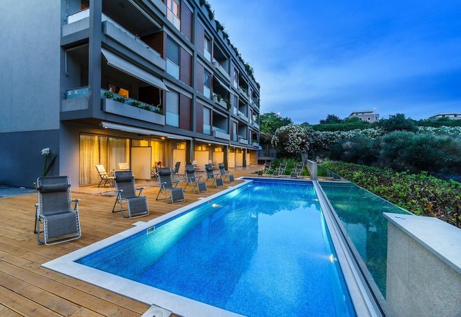 Rooms Oasis Life