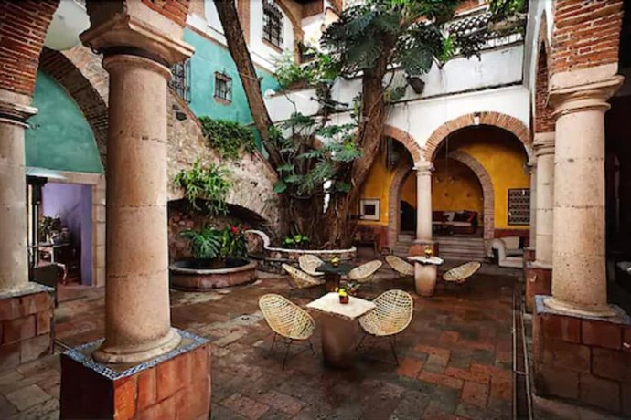 Hotel los Arcos