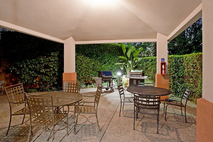 Candlewood Suites OC Airport Irvine West