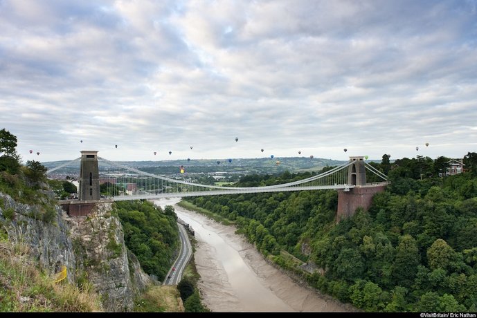 Holiday Inn Express Bristol City Centre