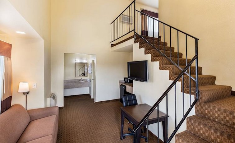 Key Inn & Suites