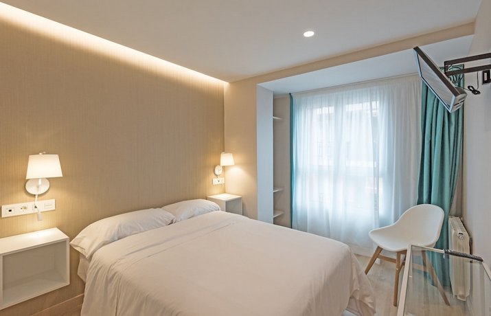 Hostal La Lonja