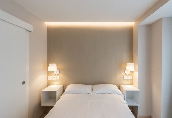 Hostal La Lonja