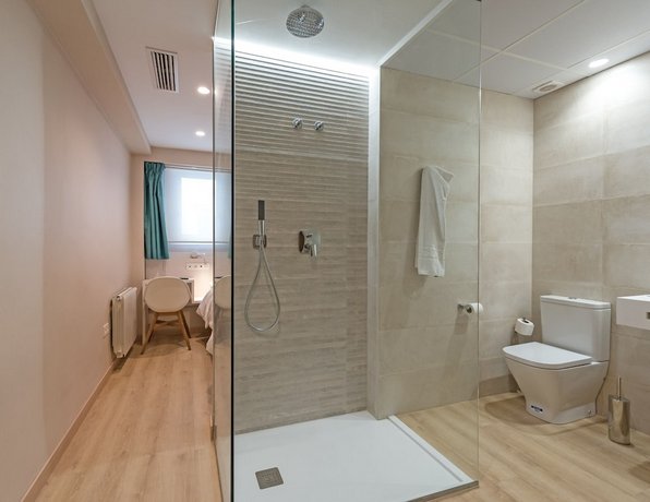 Hostal La Lonja