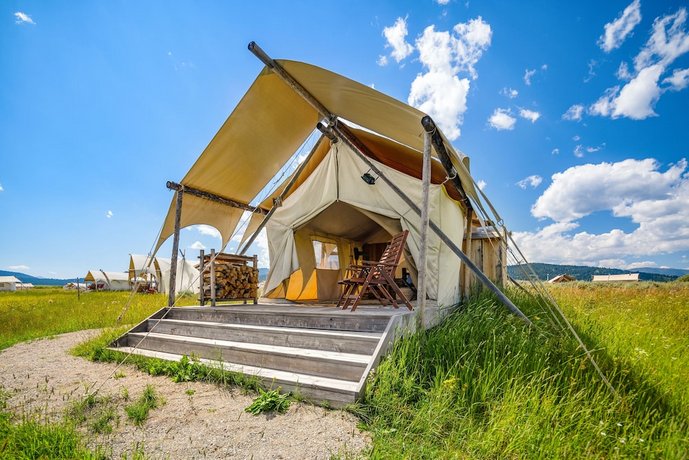 Under Canvas Yellowstone