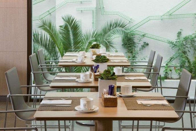 Bar_Restaurant