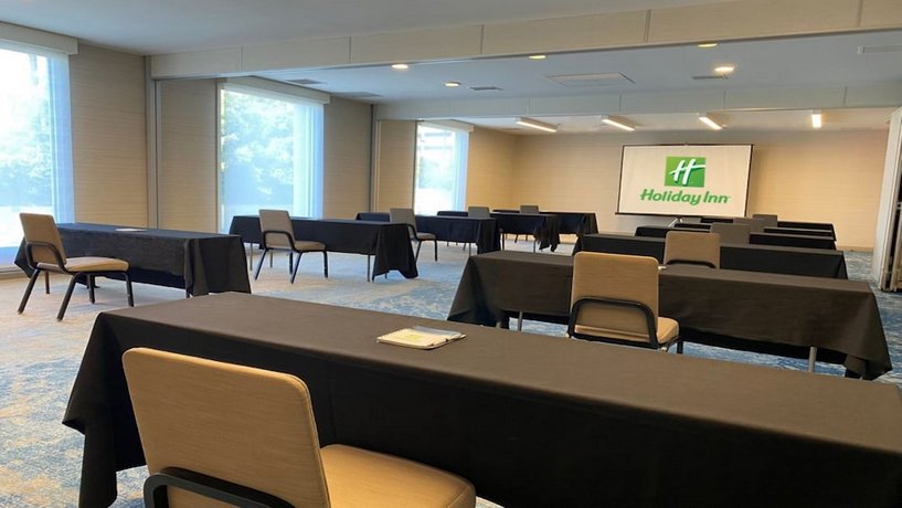 Holiday Inn Los Angeles International Airport