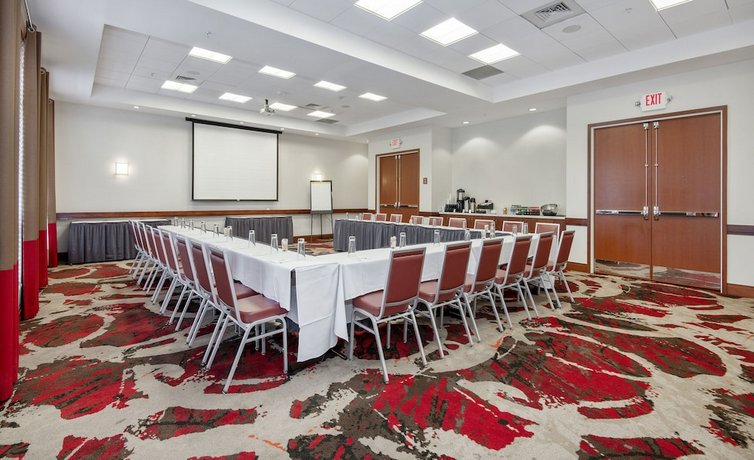 DoubleTree by Hilton Raleigh-Cary