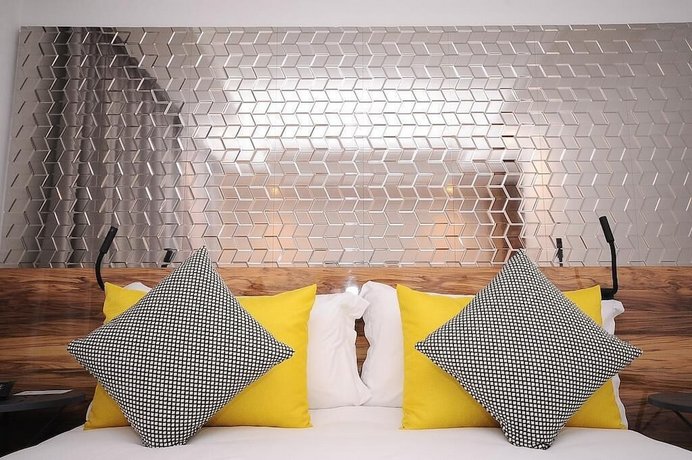 Oum Palace Hotel & Spa