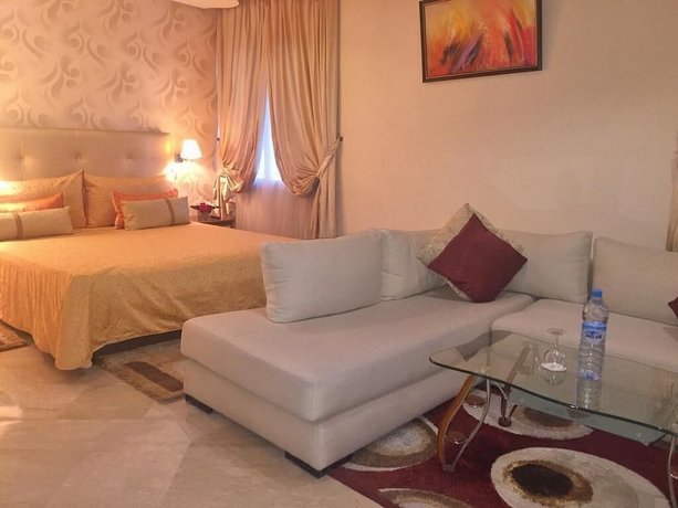 Oum Palace Hotel & Spa