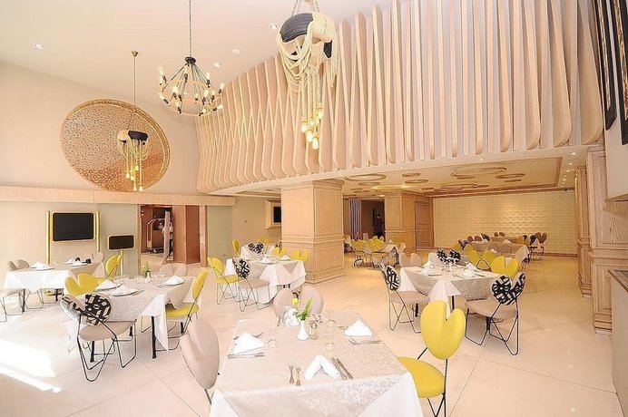 Oum Palace Hotel & Spa