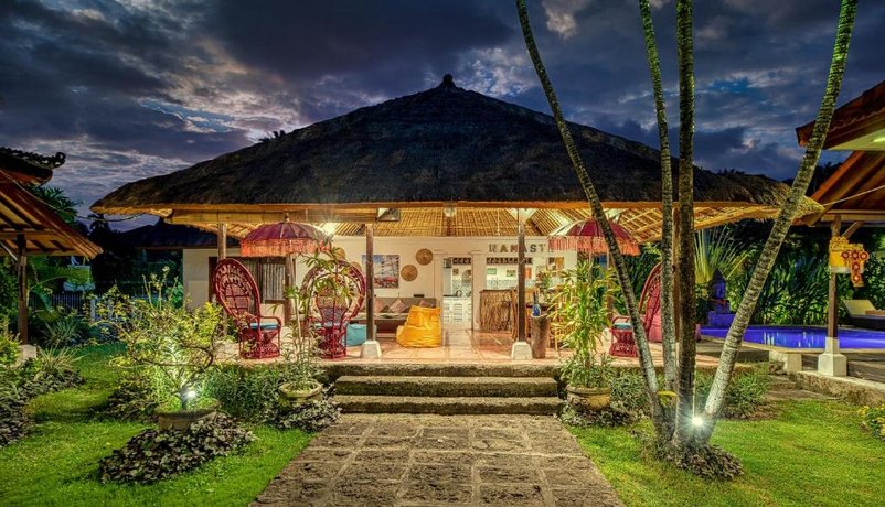 Luxury Villa La plancha BEACH 200m Heart of Seminyak