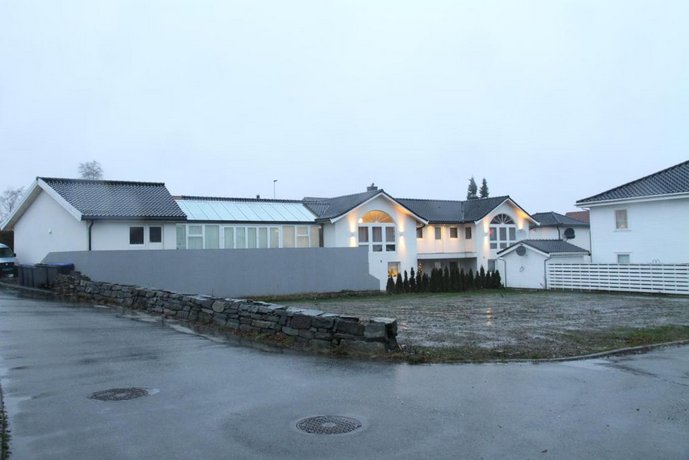 Saga Caves