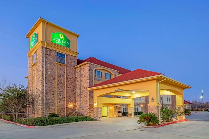 La Quinta Inn & Suites Floresville