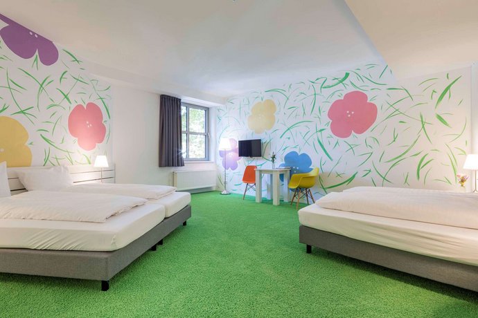 Flowers Hotels
