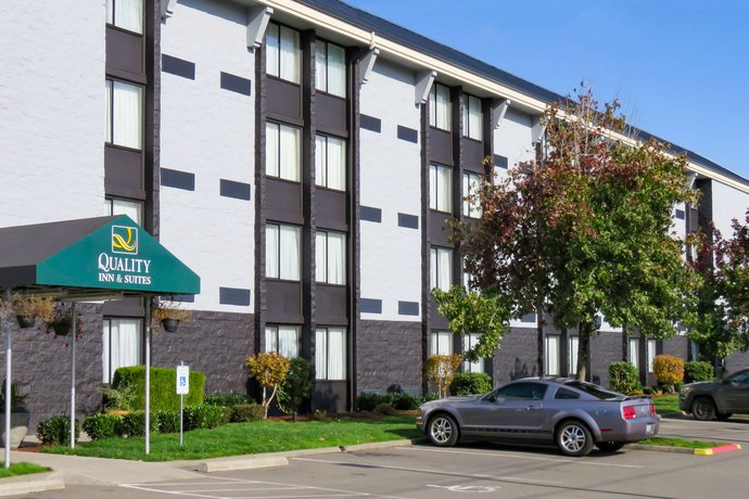 Quality Inn & Suites Everett Seattle